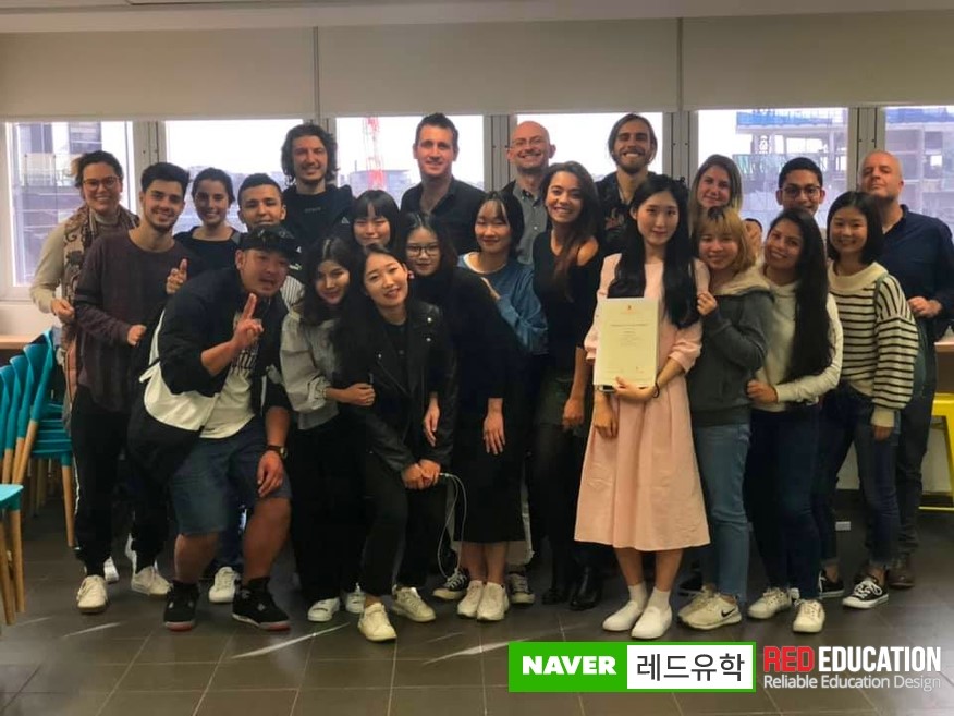 59755280_469398323601677_7630494878677336064_n (1).jpg