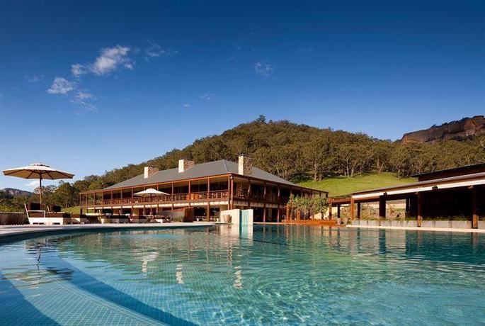 Emirates Wolgan Valley Resort 2.jpg