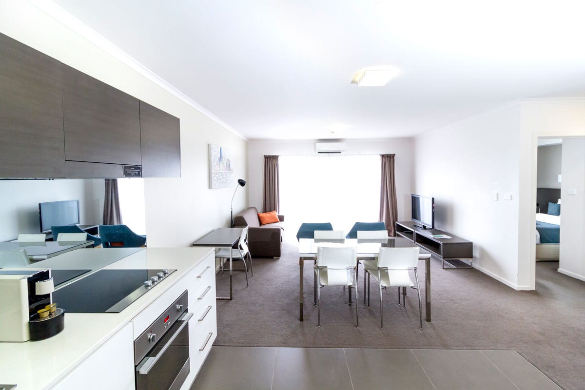 Abode-Tuggeranong_One-Bedroom-Apartment_AbodeHotels.jpg